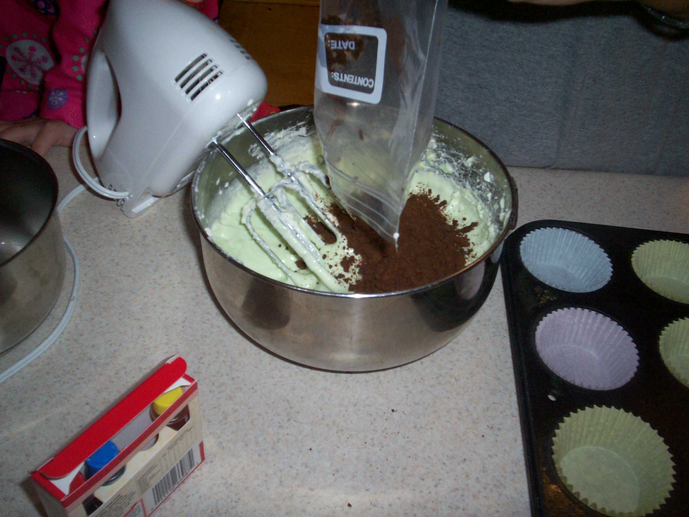 adding cook crumbs to mixture