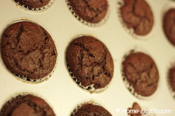 Not So Red Velvet Cupcakes 2 Velvet Cupcakes